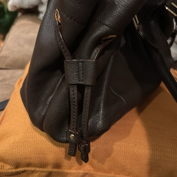 KATE SPADE BROWN LEATHER BAG GORGEOUS LEATHER 15” WIDE 8” LENGTH - Picture 7 of 14